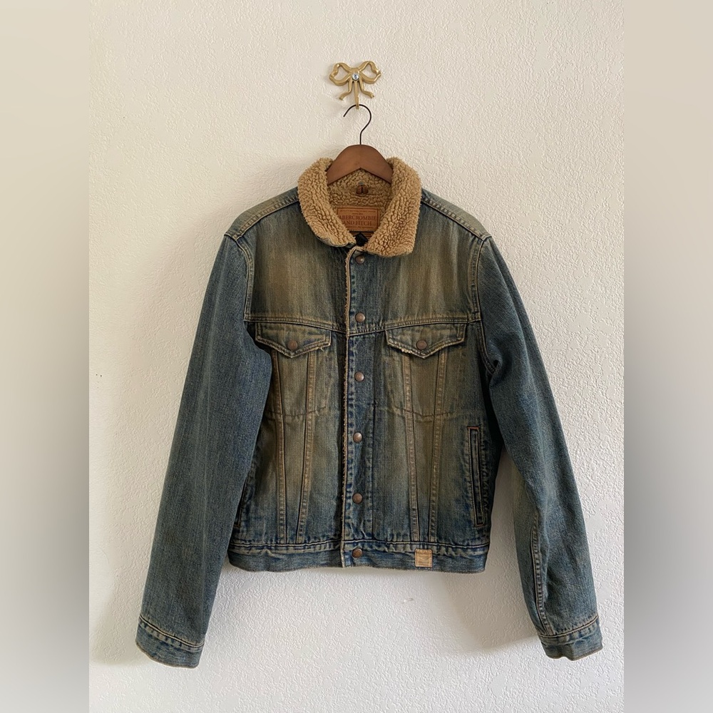 Abercrombie & Fitch Y2K Denim Jacket Size M Blue Sherpa Lined Trucker Plush Warm